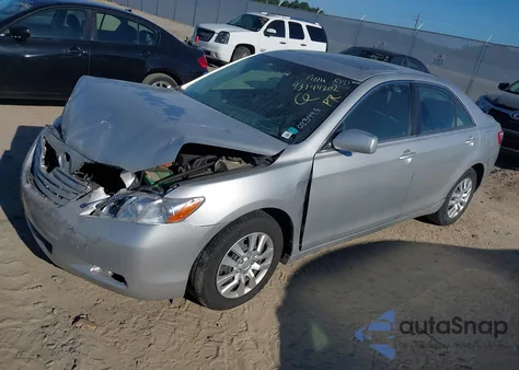 2008 Toyota Camry Le z USA, uszkodzony, nr VIN 4T4BE46K58R023497